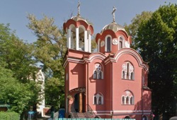 Пантелеймонівське чоловіче подвір'я (м. Чернівці)