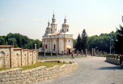 Різдва Богородиці "Гореча" чоловічий монастир (м. Чернівці)