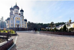 На честь прп. Анастасії Римлянині Житомирський ставропігійний жіночий монастир (м. Житомир)