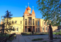 На честь стртп. кн. Ольги жіночий монастир (м. Луганськ)