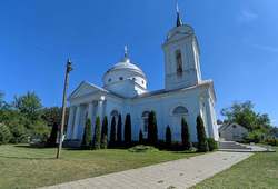 На честь вмц. Варвари чоловічий скит (с. Капитолівка, Харківська обл.)