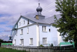 На честь Собору дванадцяти апостолів жіночий скит (с. Рогачів, Рівненська обл.)