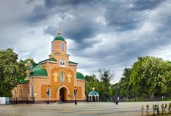 Стрітенське жіноче подвір'я (м. Прилуки, Чернігівська обл.)