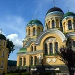 На честь ікони Божої Матері "Утамуй мої печалі" ставропігійний жіночий монастир