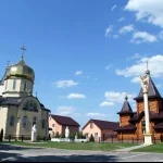 На честь благ. кн. Олександра Невського ставропігійний жіночий монастир