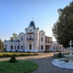 На честь Положення ризи Божої Матері у Влахерні чоловічий монастир